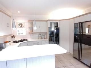 Island Home - minimum 7 days - 6