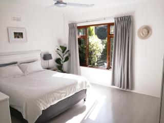 Island Home - minimum 7 days - 1