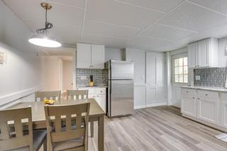 Central Auburn Apartment w/ Porch: Pets Welcome! - 2