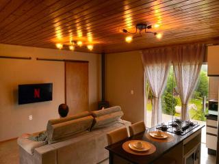 Chalé com Hidro, Lareira, cavalo, piscina, trilha - 8