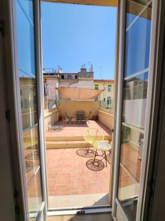 AMAZING STUDIO - GRANDE TERRASSE - COEUR DE VILLE - WIFI - AC - Niza - 7