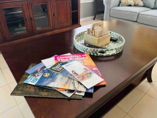 Oasis Away Englewood, Florida! Spacious home w/ heated pool - Englewood - 8