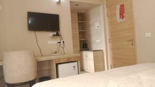 Omaxe krishna luxury stays - Vrindāvan - 5