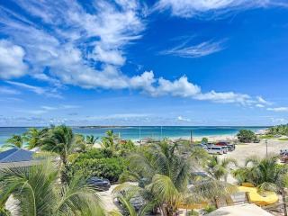 Plage 37 Orient Bay beach front with pool access - Orient Bay - 0