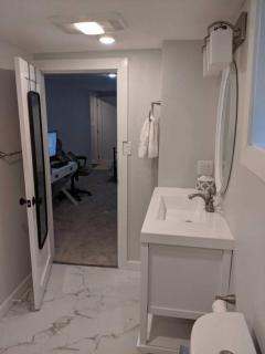 The Lily Suite - Seattle - 5