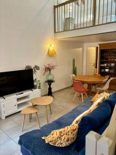 Duplex en plein centre-ville - Morestel - 0