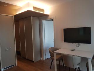 All-At-Once at World Class Hotel - Suite on 27th - Batumi - 4