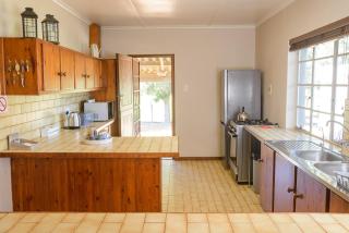 Oorvloed Guesthouse - Swellendam - 4