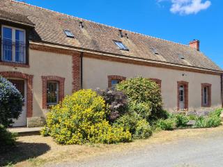 Longère sarthoise rénovée, à 20 min du Mans, 4 chambres, poêle à granulés, parking privé - FR-1-410-376 - Connerré - 0