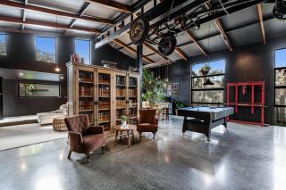 The Black Barn - Auckland - 0