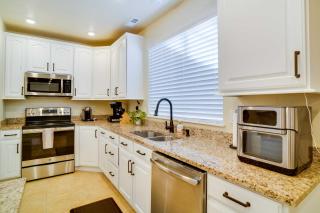 Contemporary Home with Grill Near Utah Lake! - Saratoga Springs - 1