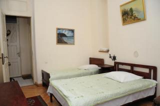 Gutsa Artists Mini-Hotel - Tbilisi - 9