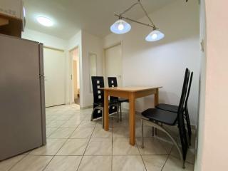 Enchanting Apartment in Vodice with Sea View Terrace - Vodice - 3