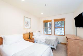 Bear Creek Lodge 208A by Alpine Lodging Telluride - 4