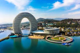 Sheraton Huzhou Taihu Lake Hot Spring Resort & Spa - Huzhou - 0