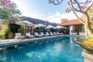 Aleesha Villas and Suites - Sanur - 0