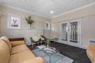 Best on Burnett best location parking sleeps 8 - 5