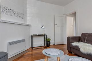 Best on Letitia Central spacious stylish sleeps 6 - 9