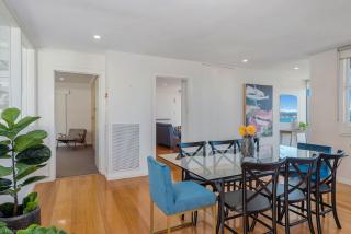 Birngana stylish spacious with stunning views - Sandy Bay - 5
