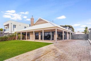Exclusive *Front Row* Sunsets & Beachfront Bliss in Busselton - Busselton - 9