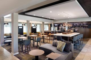 Courtyard by Marriott San Diego Sorrento Valley - Sorrento - 7