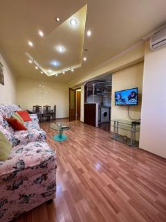 Apartment in Yerevan on Saryan Street 35 - 8