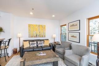 Bear Creek Lodge 205 by Alpine Lodging Telluride - 9