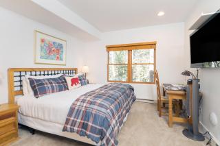 Bear Creek Lodge 205 by Alpine Lodging Telluride - 2