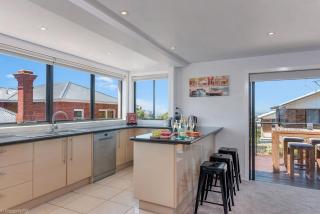 The Artview fantastic city location os parking - 5