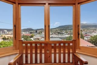 Wellington Views fantastic city location - Hobart - 6