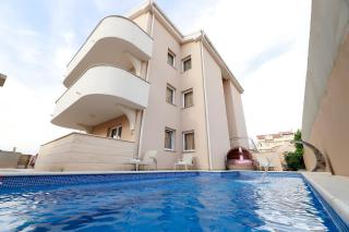 Apartments Casa Centrale - Novalja - 0