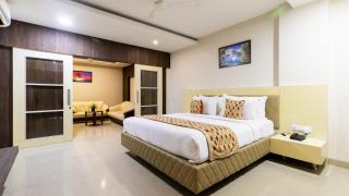 Monk's Nirvanaa Hotel & Resort - 9