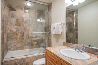 Bear Creek Lodge 109A by Alpine Lodging Telluride - 4