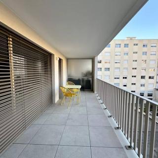 Spacieux, lumineux, chic ,60m2 au coeur du Lyon 6ème -Quartier Foch- avec grand balcon - Lione - 3