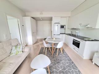 2-room apartment 7 min by train from airport - Vantaa - 1