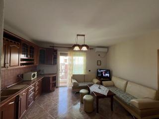 Comfort Apartment Near The Beach - 8