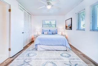 Cozy 60's home, city & canal located - Cape Coral - 2