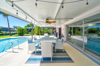 Cozy 60's home, city & canal located - Cape Coral - 9