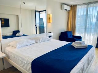 Best Room - Batoemi - 2