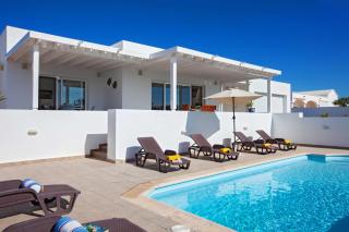 Lovely Puerto Calero Villa 3 Bedrooms Private Pool Casa Dora Short Walk To Marina Lanzarote - Yaiza - 8