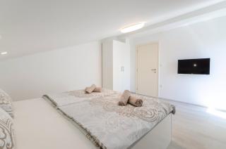 Apartments in Crikvenica 14226 - Crikvenica - 7
