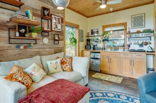Yadkin River Treehouse about Miles of Trails On-Site - East Bend - 5
