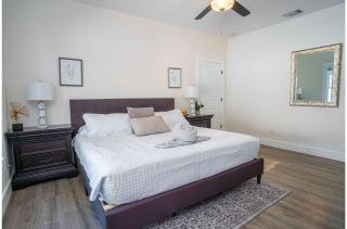 Brand New Craftsman 2BR2BA Home in Denver Heights - San Antonio - 1
