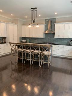 Large new luxury home with heated pool and spa - 8