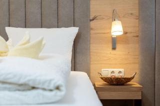 Appartementhaus Dachsteinblick mit Indoorpool und Sauna - 1