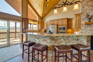 Hot Tub and Fire Pit Idyllic Getaway in Angel Fire! - Angel Fire - 3