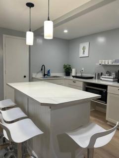 Comfy Lower Lvl Apt with Jetted Tub Near Uptown and UNC - Charlotte - 5