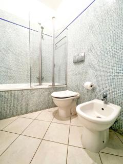 Kalma - Azuni Piazza Jenne - Cagliari - 2