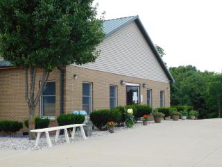 Attica Inn - 1
