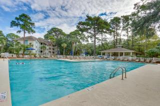 Private Balcony Coastal Fiddlers Cove Getaway - Hilton Head Island - 9